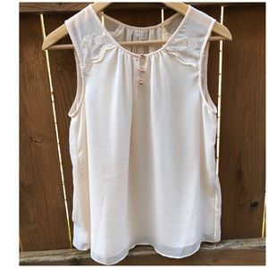 ♥️Lauren Conrad Blush Top